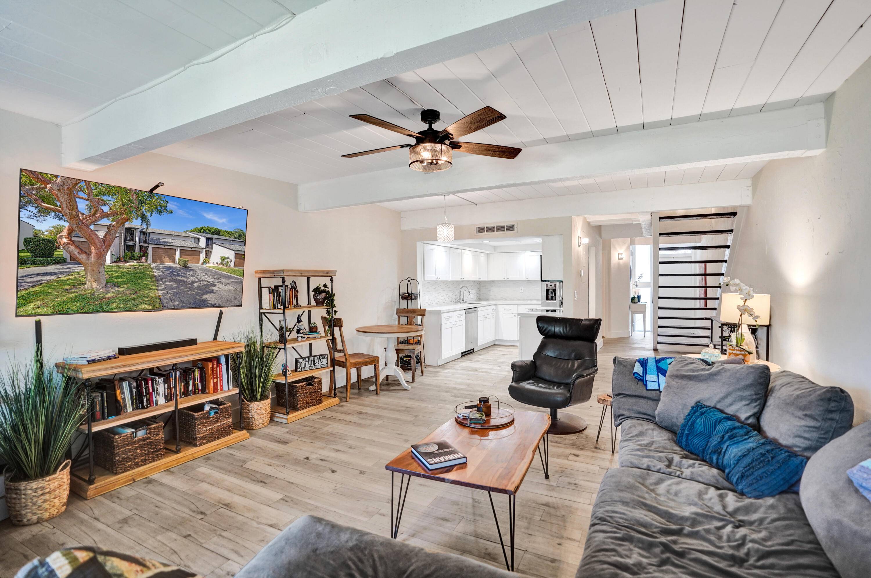 Boca Raton, FL 33431,4631 NW 2nd AVE 704