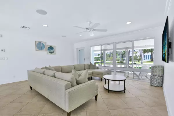 Pompano Beach, FL 33062,2780 NE 5th ST