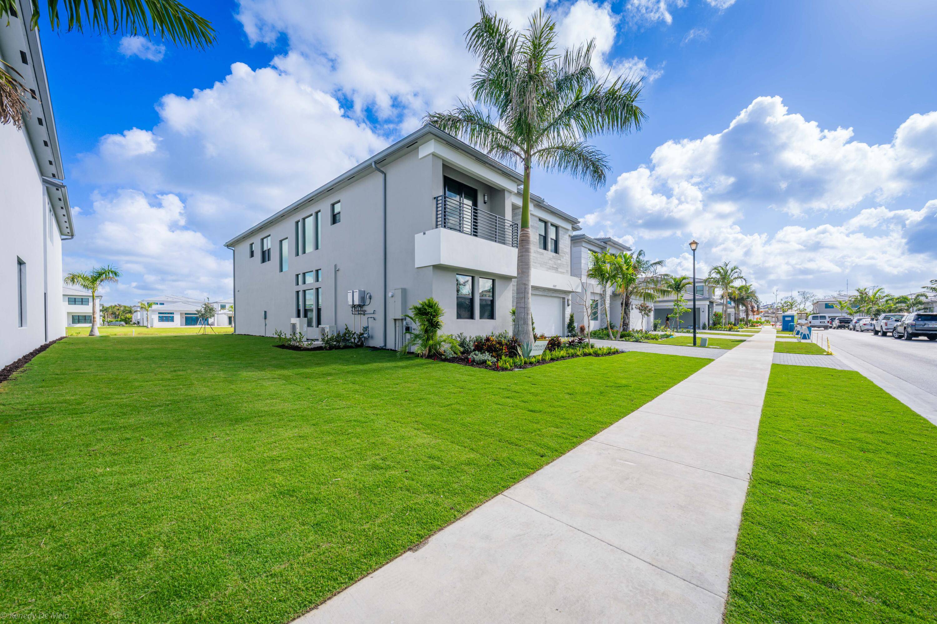 9147 Siver Marsh LN, Boca Raton, FL 33434