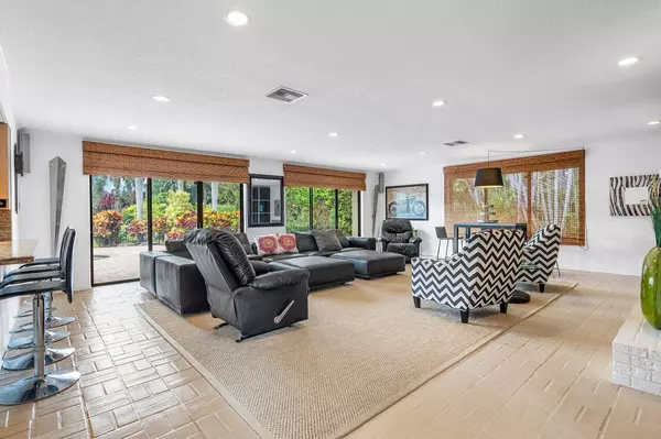 Atlantis, FL 33462,477 Glenbrook DR