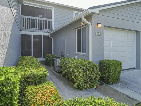 Hutchinson Island, FL 34949,4949 N Highway A1a 112