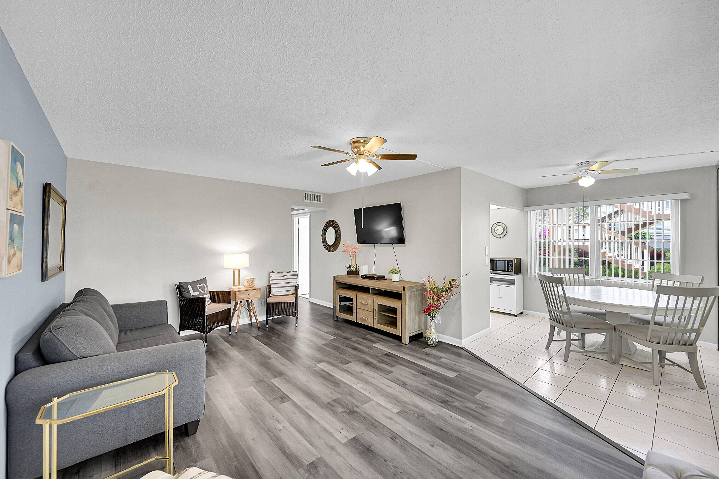 Boca Raton, FL 33434,383 Mansfield J