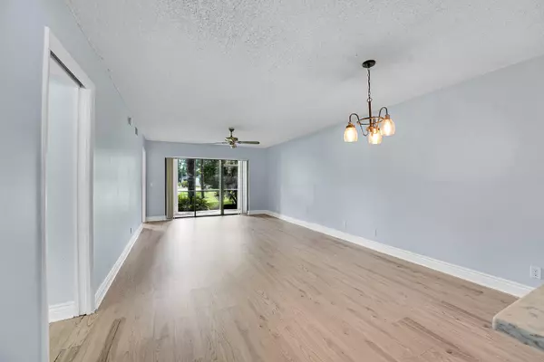 Palm Beach Gardens, FL 33418,2301 Sabal Ridge CT A