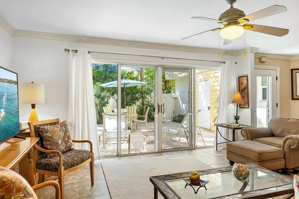 Jupiter, FL 33477,213 Seabreeze CIR