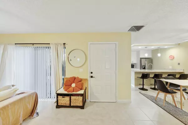 West Palm Beach, FL 33409,5110 51st WAY