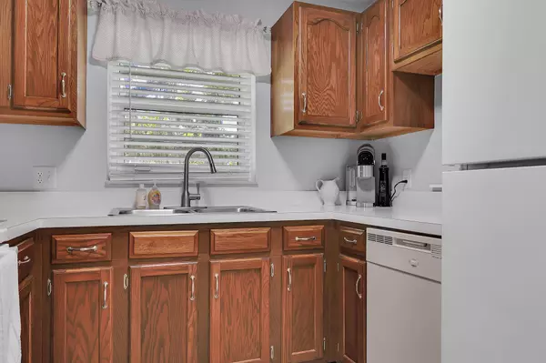 Vero Beach, FL 32962,6 Vista Gardens Trail 207