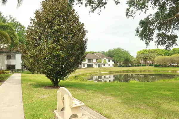 Boynton Beach, FL 33437,5415 Verona DR C