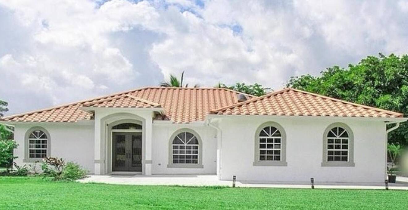 West Palm Beach, FL 33412,13548 N N 71st Place PL