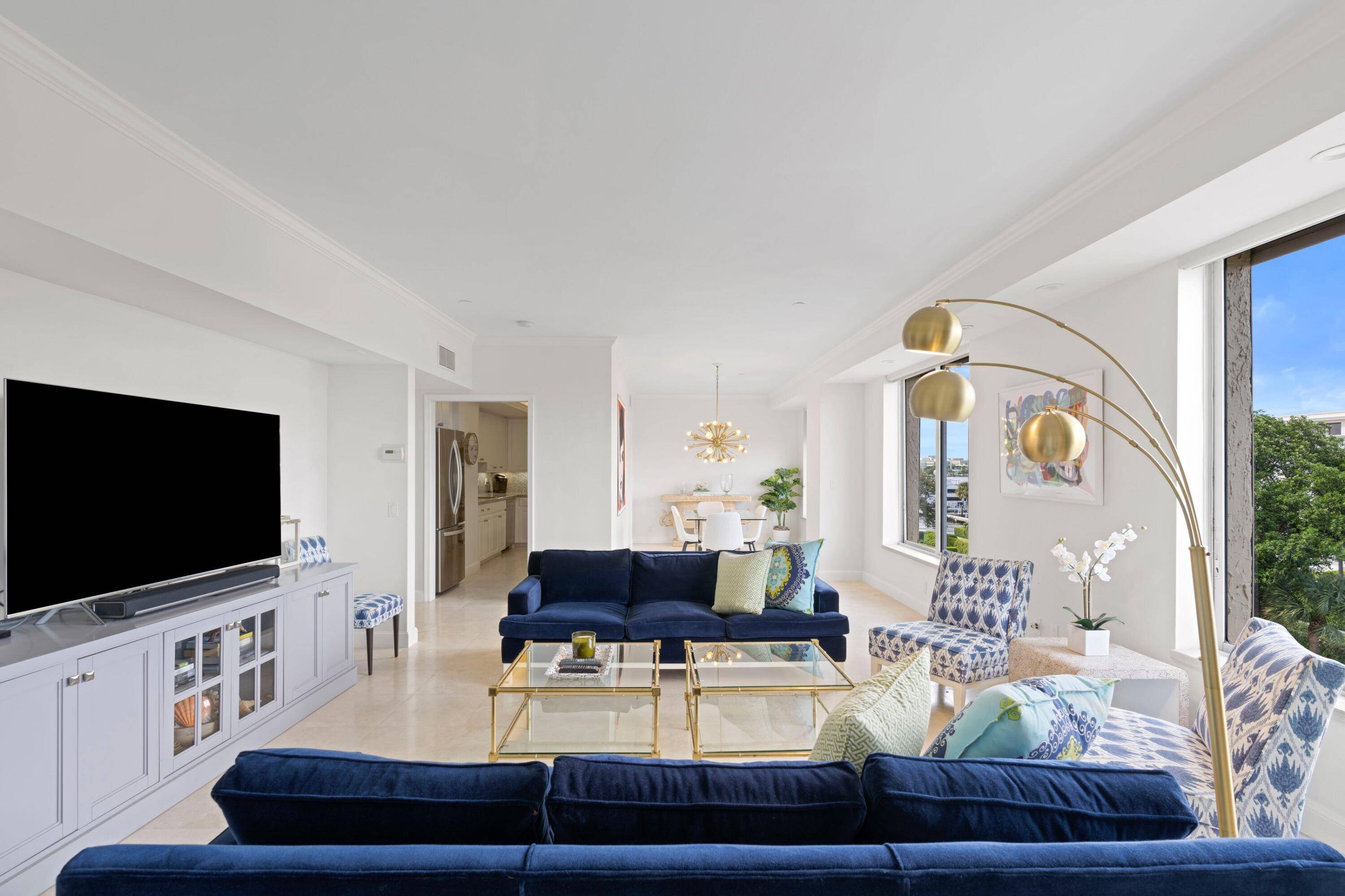 150 Bradley PL 302, Palm Beach, FL 33480