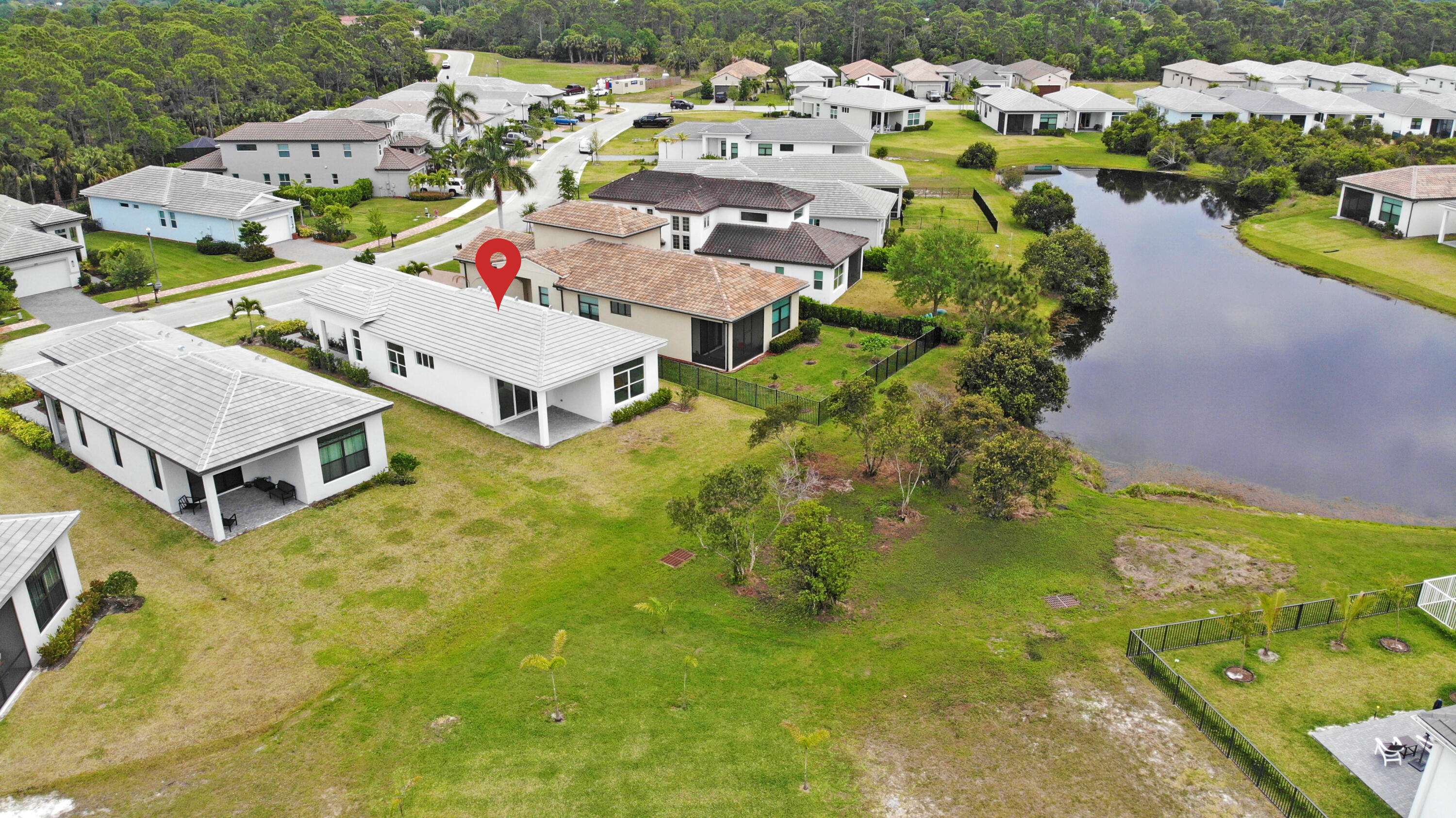 Port Saint Lucie, FL 34952,129 SE Strada Cervaro