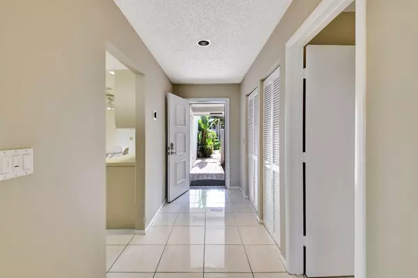 Boynton Beach, FL 33436,45 Eastgate DR B