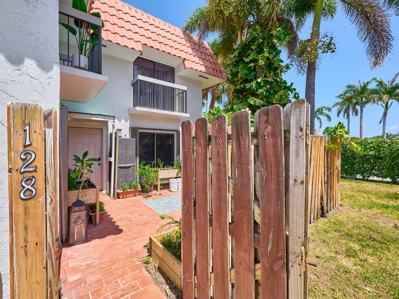 1251 S Federal Highway 1280, Boca Raton, FL 33432