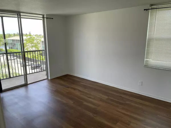 Boynton Beach, FL 33435,720 E Ocean AVE 407