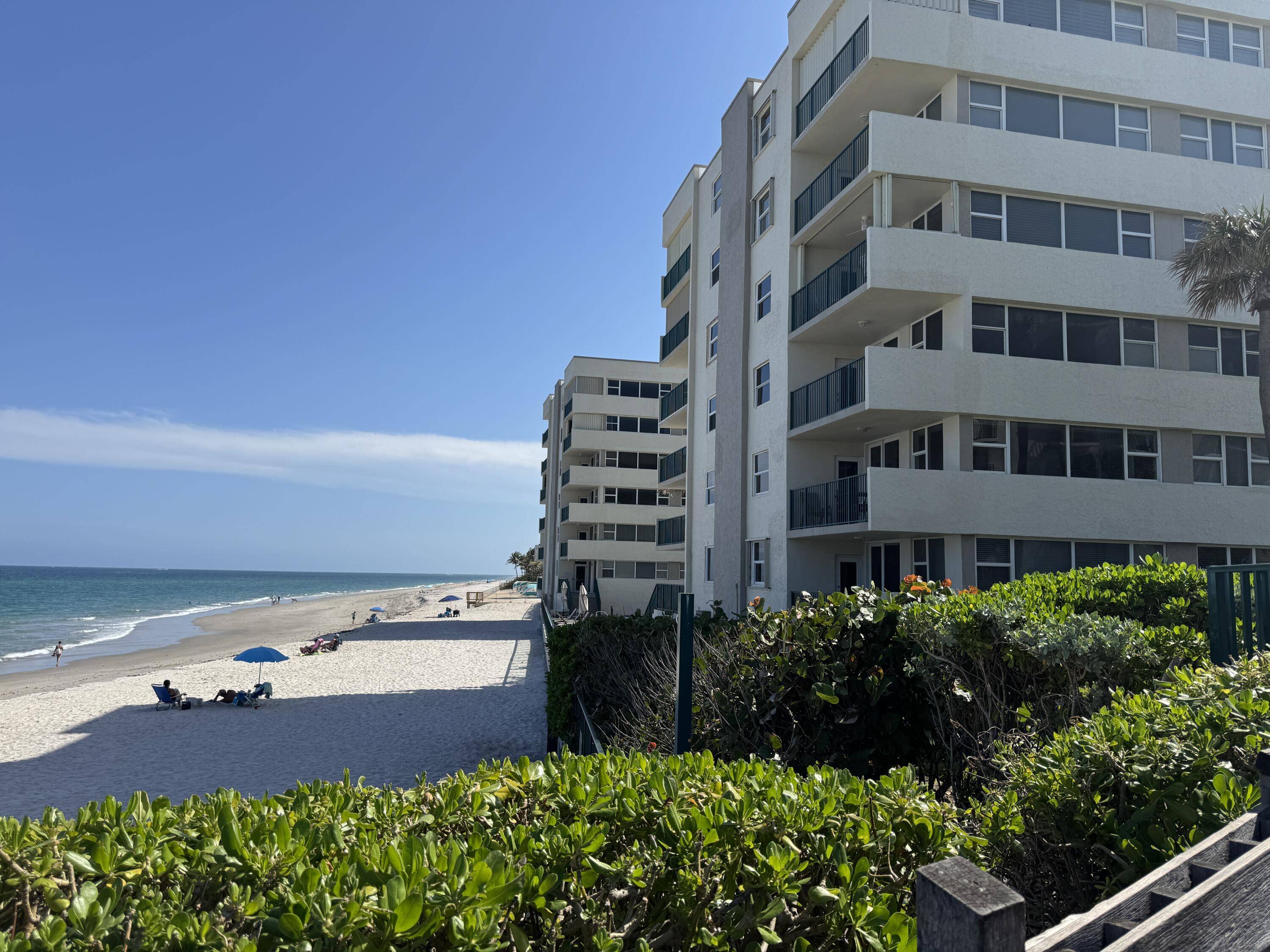 Hillsboro Beach, FL 33062,1239 Hillsboro Mile 104