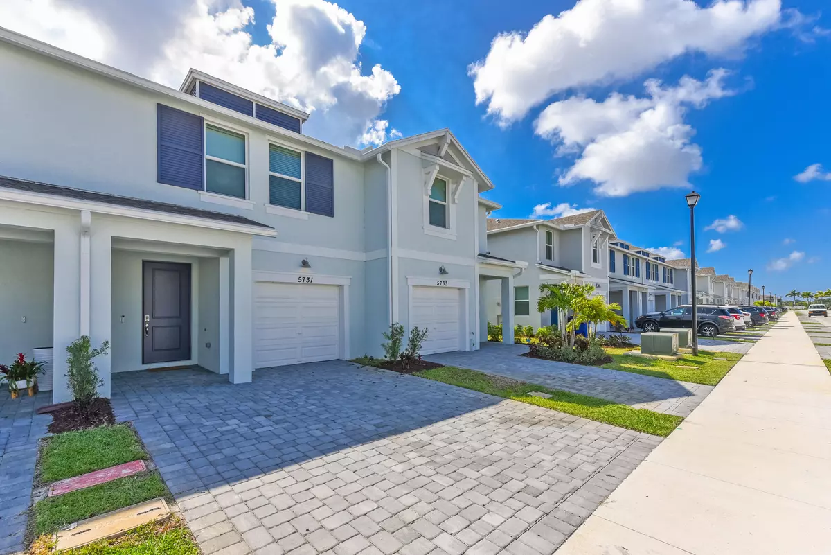 Stuart, FL 34997,5731 SE Edgewater CIR