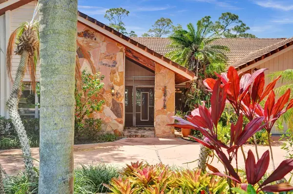 Palm Beach Gardens, FL 33418,13179 Camero WAY