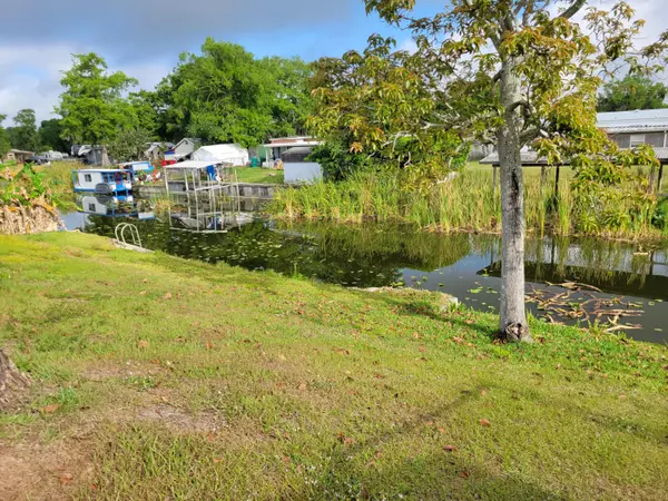 Okeechobee, FL 34974,3847 SE 27th ST