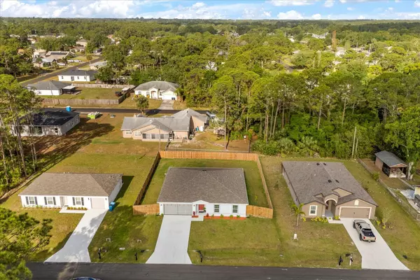 Palm Bay, FL 32907,238 NW Catalonia AVE