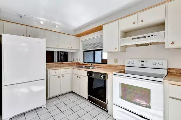 Greenacres, FL 33463,6114 Newstead CT