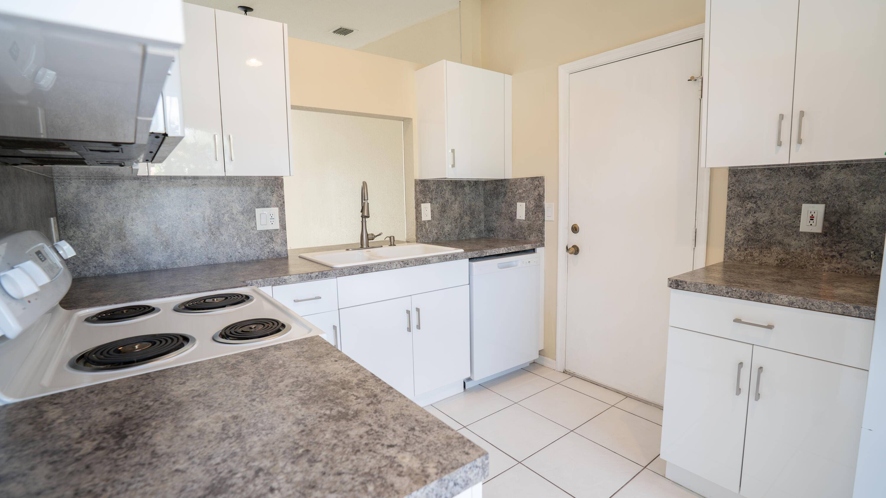 Wellington, FL 33414,3844 Miramontes CIR