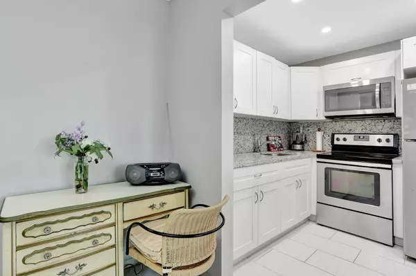 Deerfield Beach, FL 33442,3028 Berkshire B