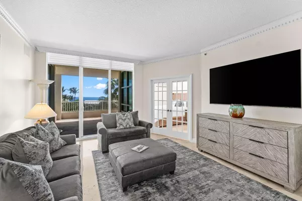 Highland Beach, FL 33487,3700 S Ocean BLVD 402