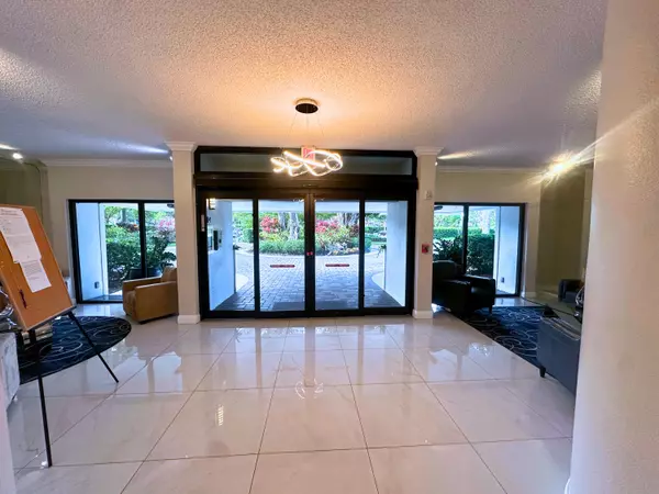 Boca Raton, FL 33434,6805 Willow Wood DR 5033