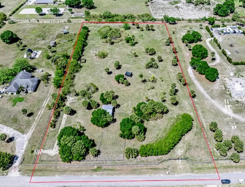 19421 Green Grove CT, Loxahatchee, FL 33470