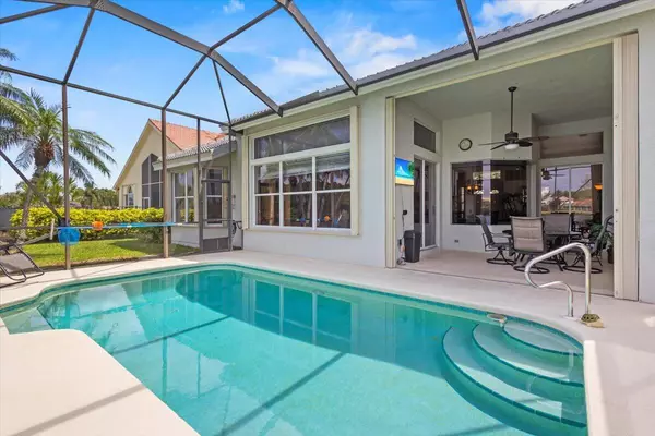 Port Saint Lucie, FL 34986,614 SW Lake Charles CIR