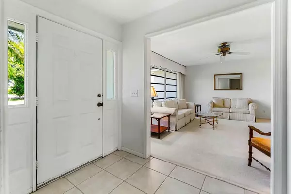 Tequesta, FL 33469,45 Golfview DR