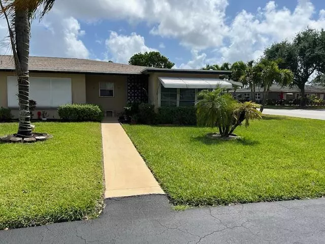 1025 S South DR D, Delray Beach, FL 33445