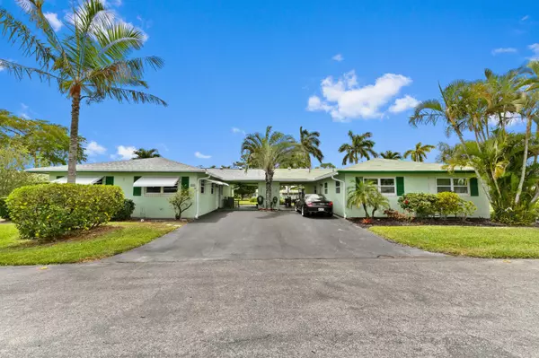 634 Hummingbird LN, Delray Beach, FL 33445