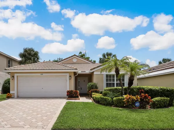 8218 Palm Gate DR, Boynton Beach, FL 33436
