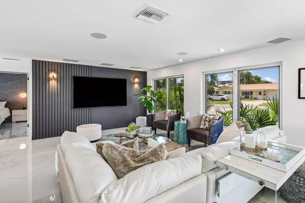 Pompano Beach, FL 33062,2801 NE 8th ST