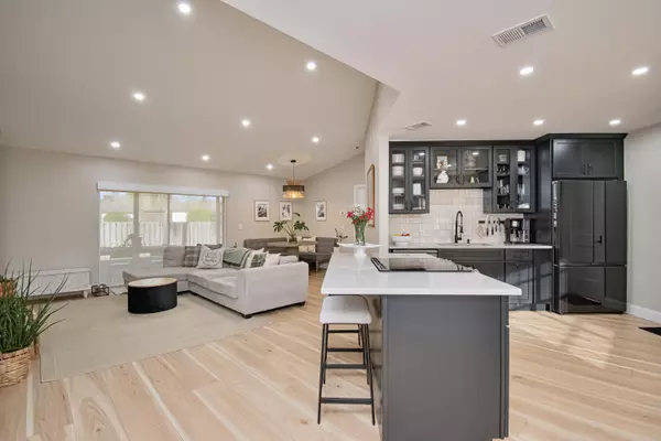 Jupiter, FL 33458,110 Stillwater CIR