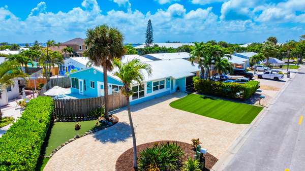 113 N Las Olas DR, Jensen Beach, FL 34957
