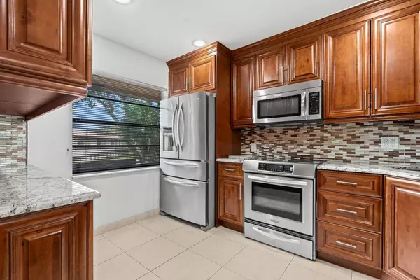 Boca Raton, FL 33428,9261 Vista Del Lago H