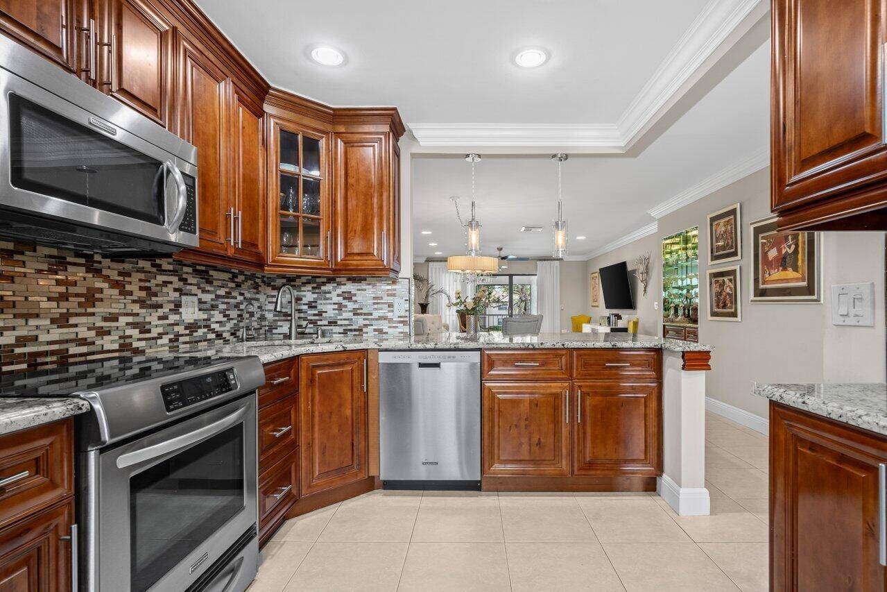 Boca Raton, FL 33428,9261 Vista Del Lago H