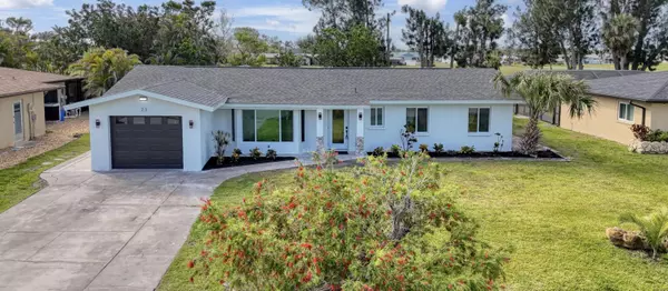 23 Golfview RD, Rotonda West, FL 33947