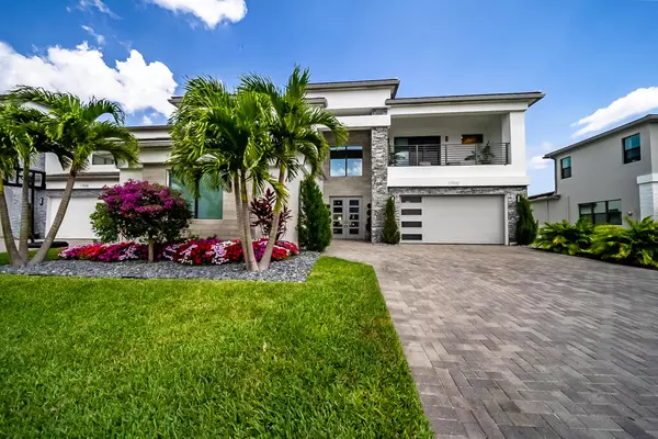 17032 Watersprite Lakes RD, Boca Raton, FL 33496