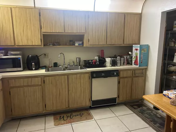 Fort Pierce, FL 34950,1327 Peppertree TRL C