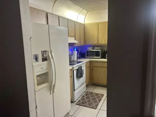 Fort Pierce, FL 34950,1327 Peppertree TRL C