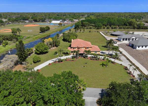 14983 Draft Horse LN, Wellington, FL 33414