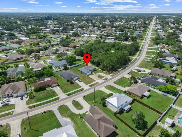 Port Saint Lucie, FL 34984,637 NW Bayshore BLVD