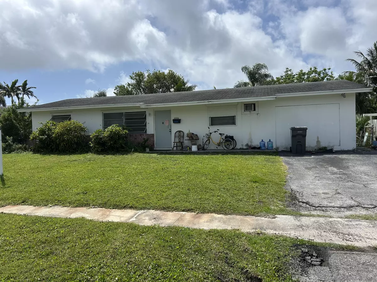 Palm Beach Gardens, FL 33410,3206 Bermuda RD