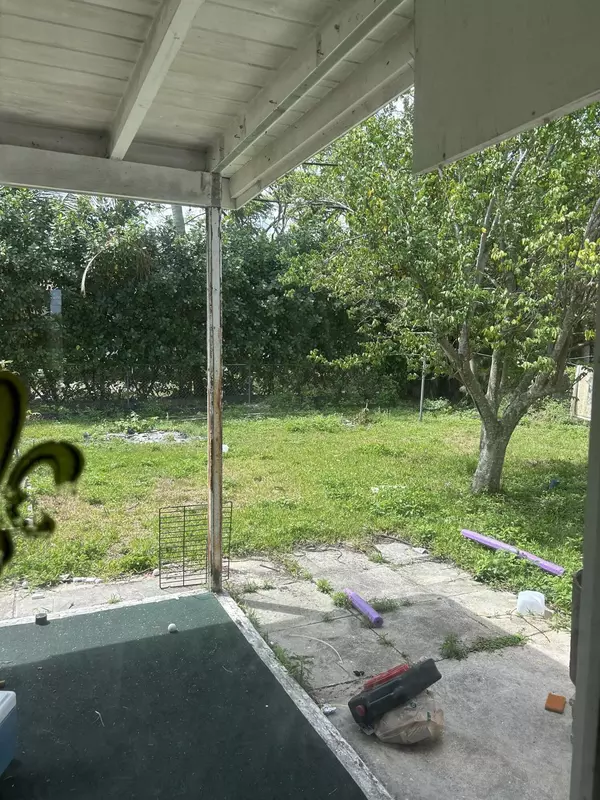 Palm Beach Gardens, FL 33410,3206 Bermuda RD