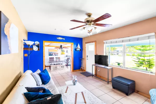 Vero Beach, FL 32962,2343 SE 2nd CT