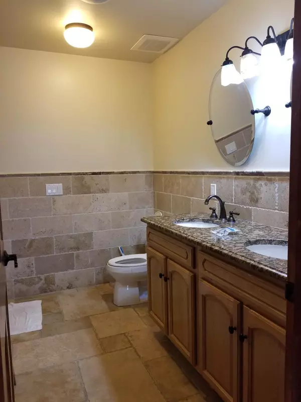Hialeah, FL 33015,18421 NW 82nd AVE