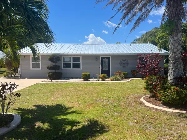 Port Saint Lucie, FL 34952,1832 SE Elkhart TER