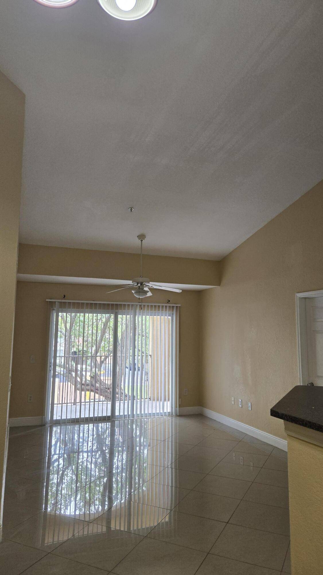 West Palm Beach, FL 33409,4280 San Marino BLVD 207